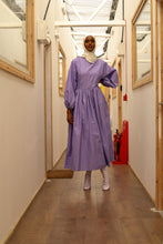 Load image into Gallery viewer, Lilac Balloon Sleeve Poplin Cotton Dress
